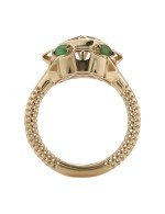 Кольцо из золота c изумрудом