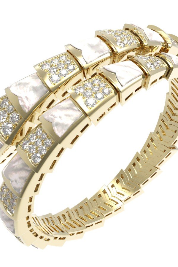 Браслет из лимонного золота c бриллиантами и перламутром