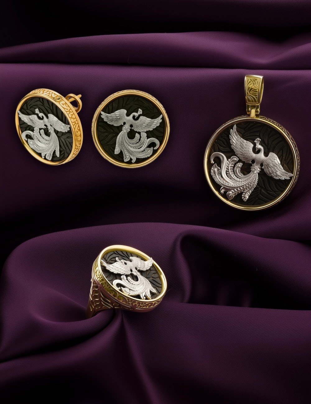 Кольцо из лимонного золота c эбеновым деревом