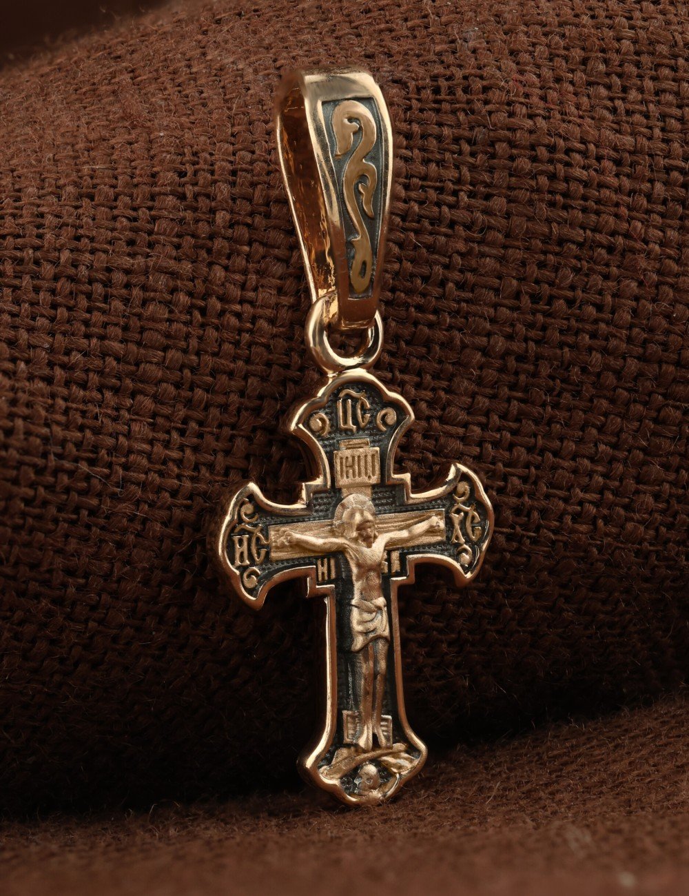 Крест из золота