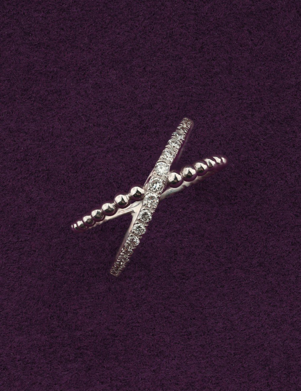 Кольцо из белого золота c бриллиантами