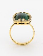 Кольцо из лимонного золота c бриллиантами, рубином и малахитом