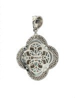 Подвеска из белого золота c эмалью и перламутром