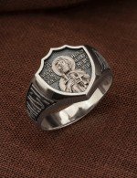 Кольцо из белого золота