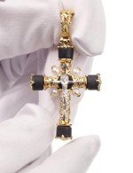 Крест из лимонного золота c жемчугом и ониксом