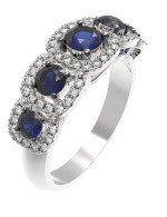 Кольцо из белого золота c бриллиантами и сапфиром