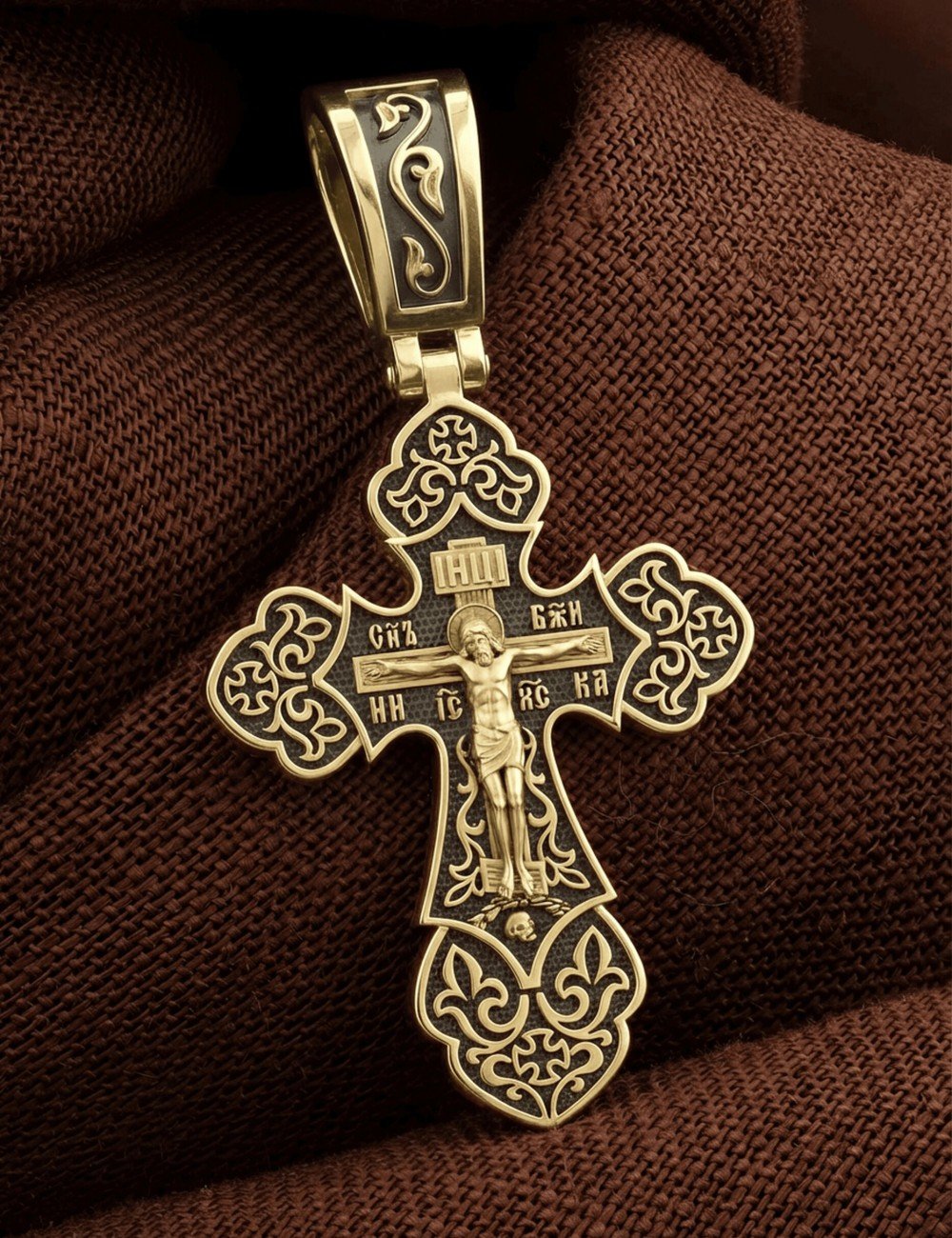 Крест из лимонного золота