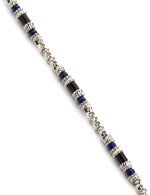 Браслет из белого золота c ониксом и лазуритом