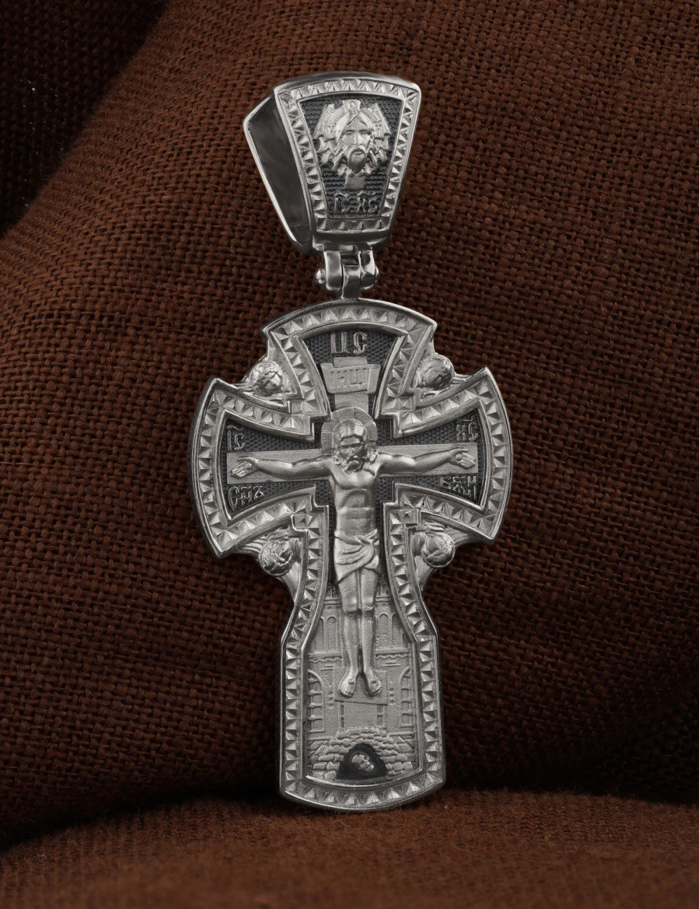 Крест из белого золота