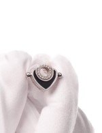 Кольцо из белого золота c бриллиантами, ониксом и перламутром