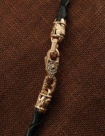 Гайтан из золота c кожаным шнурком