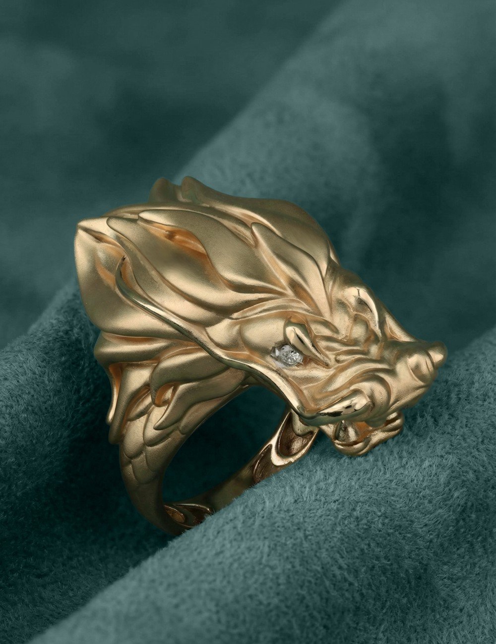 Кольцо из золота c бриллиантами