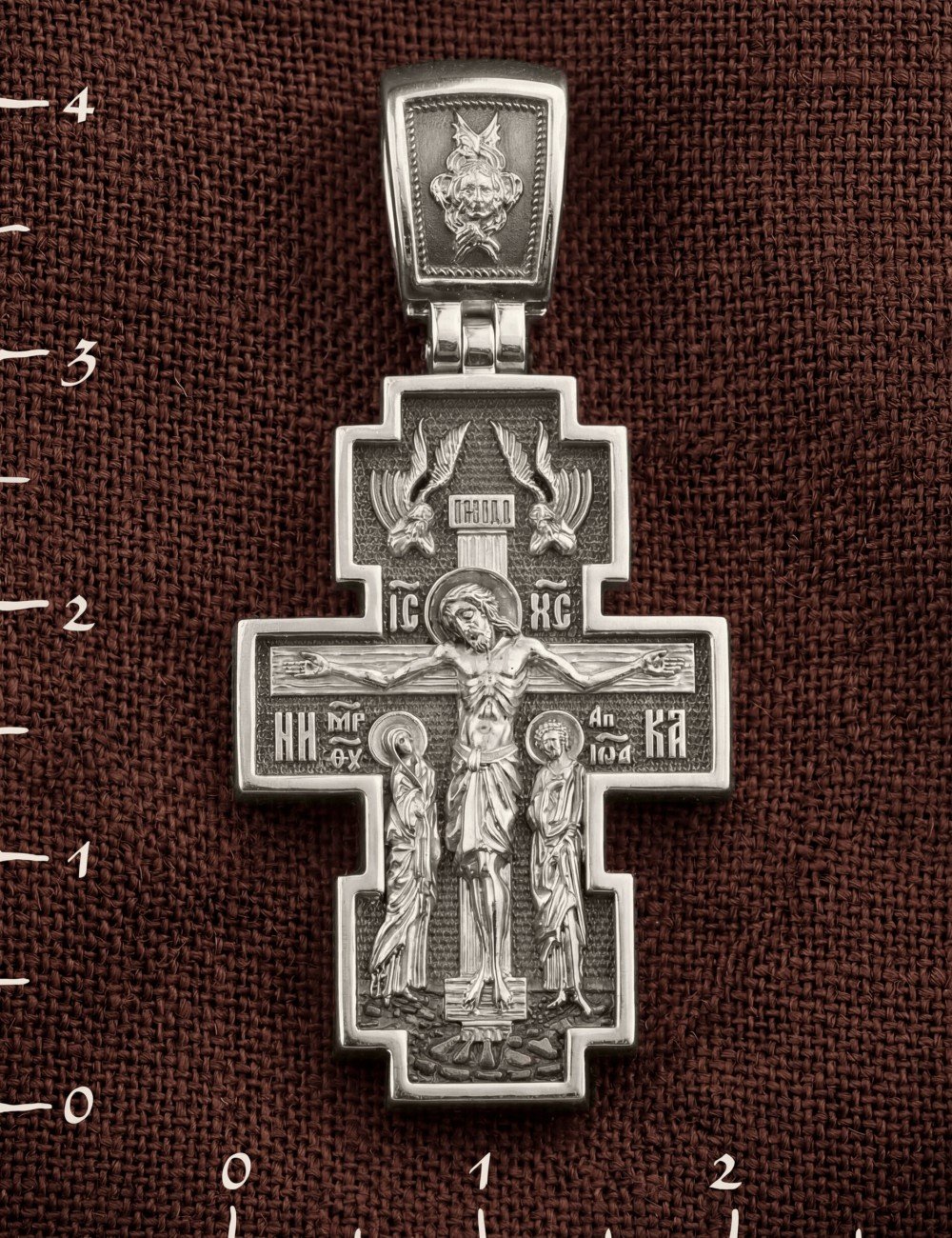 Крест из белого золота