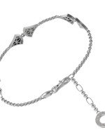 Браслет из белого золота c ониксом и перламутром