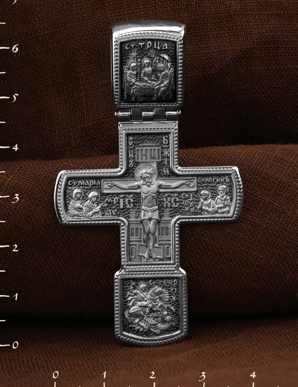 Крест из белого золота