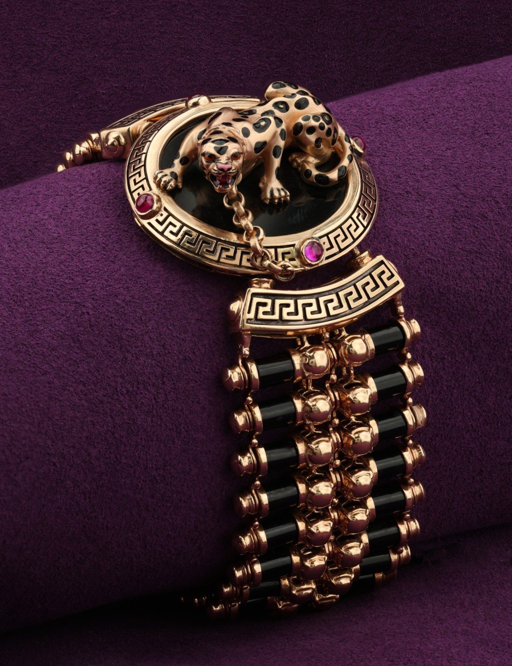 Браслет из золота c эмалью, ониксом и рубином