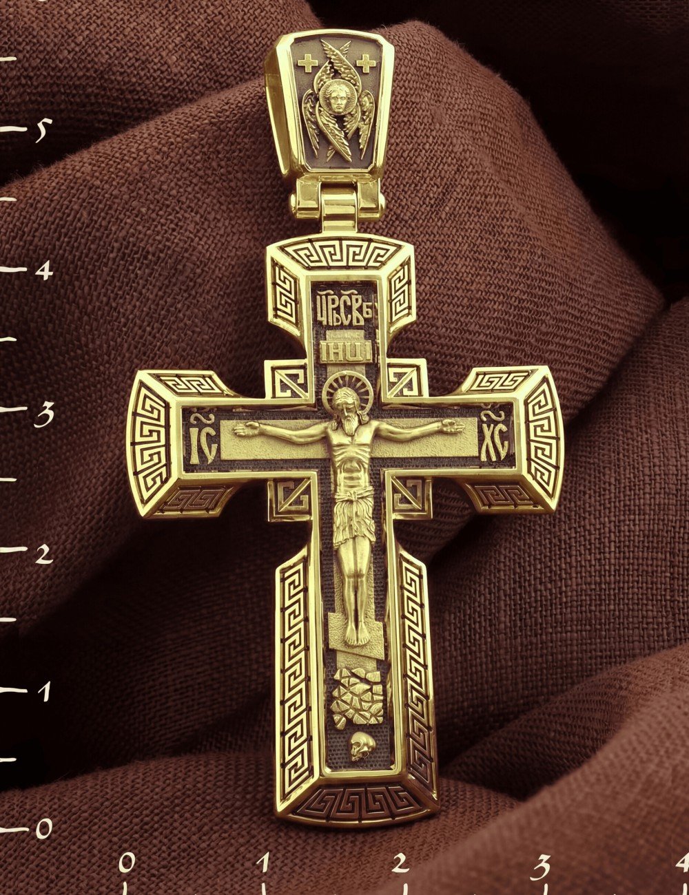 Крест из лимонного золота