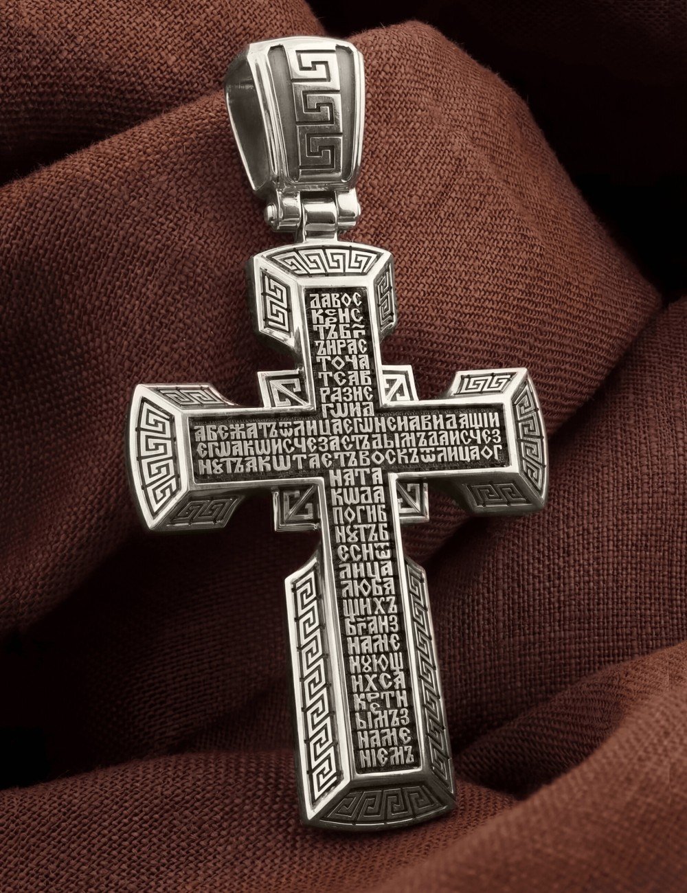 Крест из белого золота