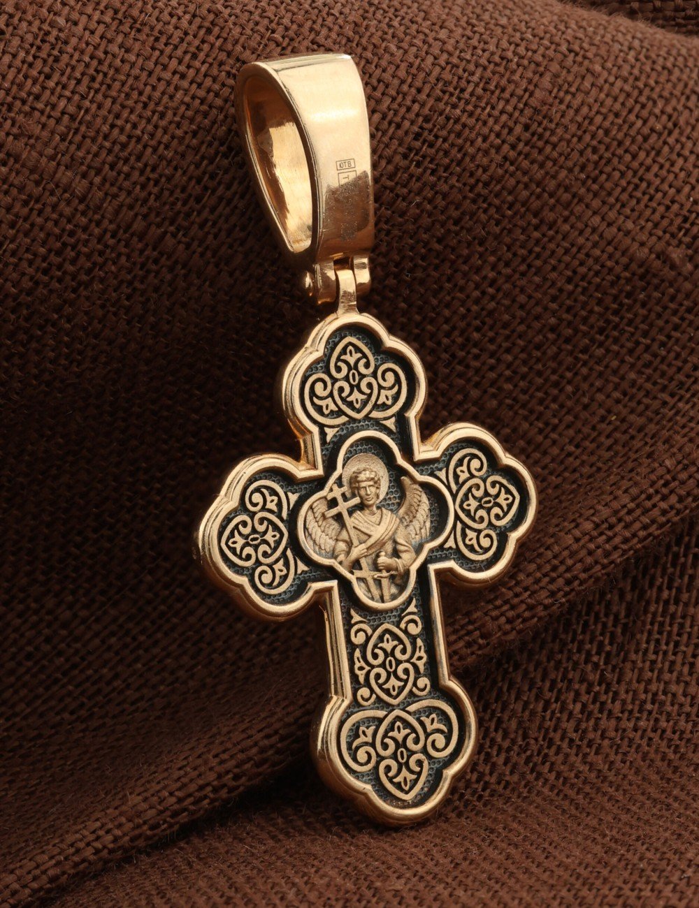 Крест из золота