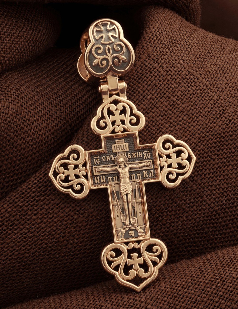 Крест из золота
