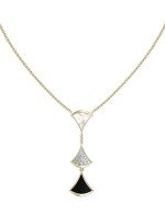 Колье из лимонного золота c бриллиантами, ониксом и перламутром