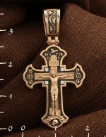 Крест из золота c бриллиантами