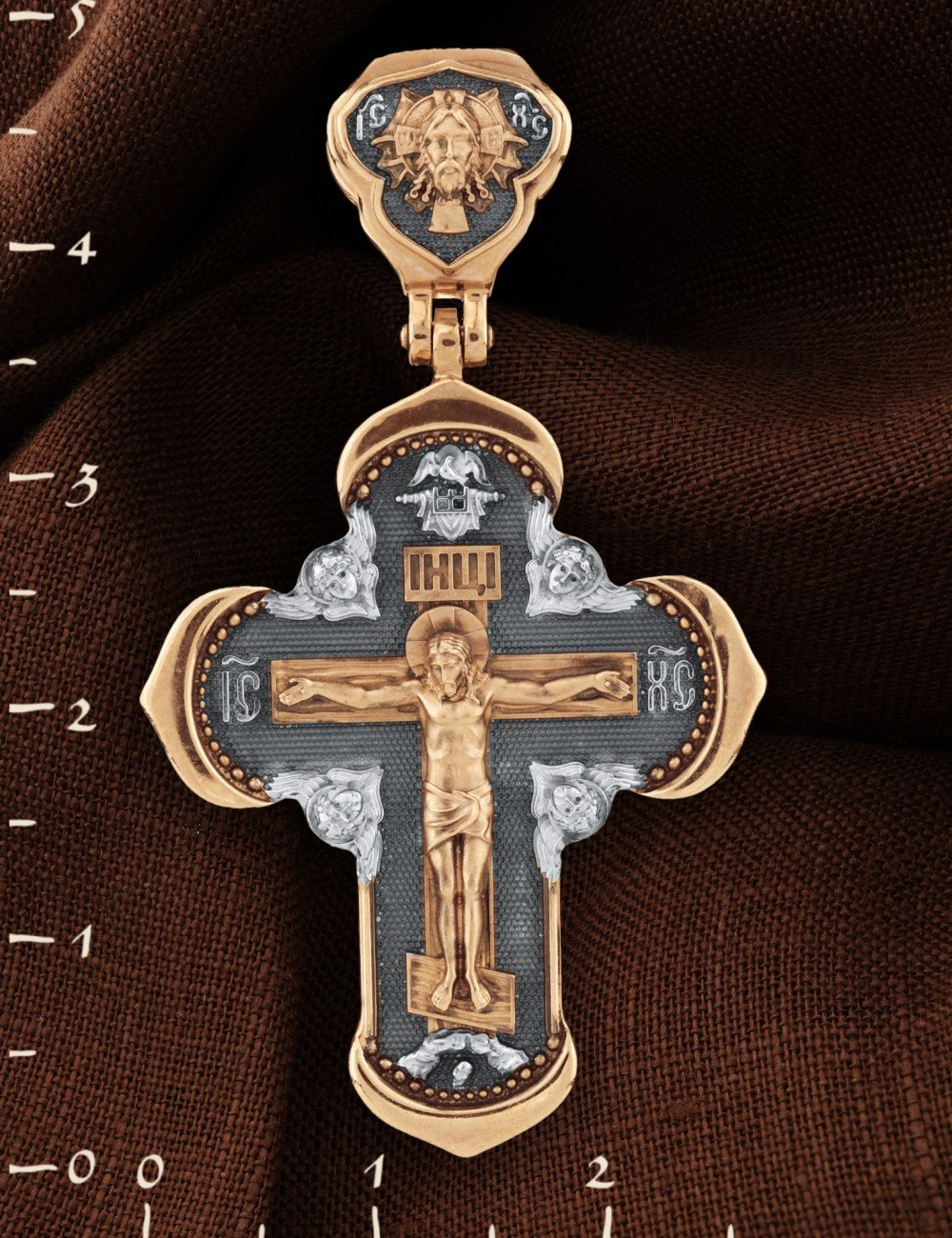 Крест из золота