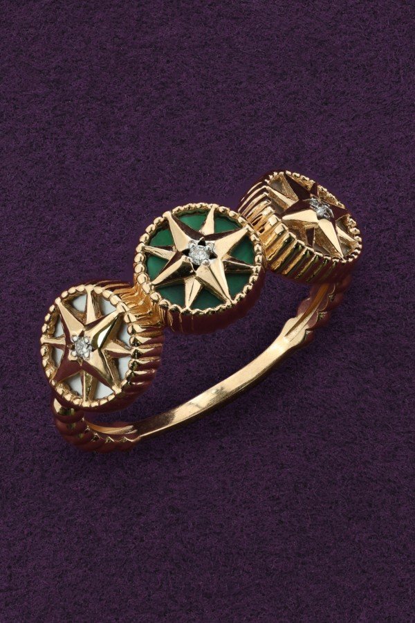 Кольцо из золота c бриллиантами, малахитом и перламутром