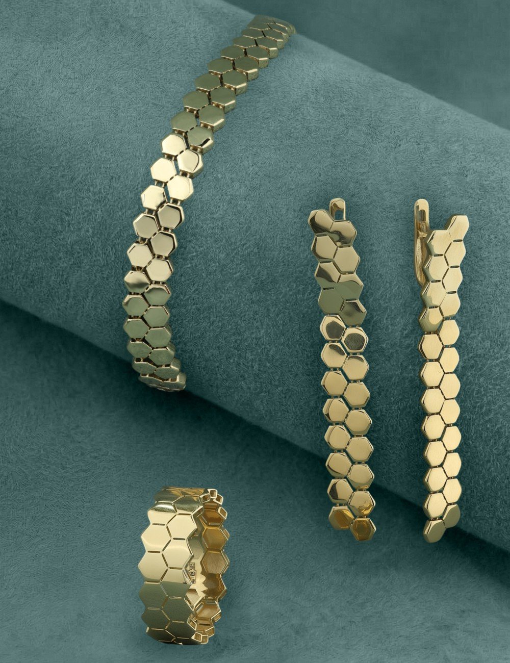 Серьги из лимонного золота