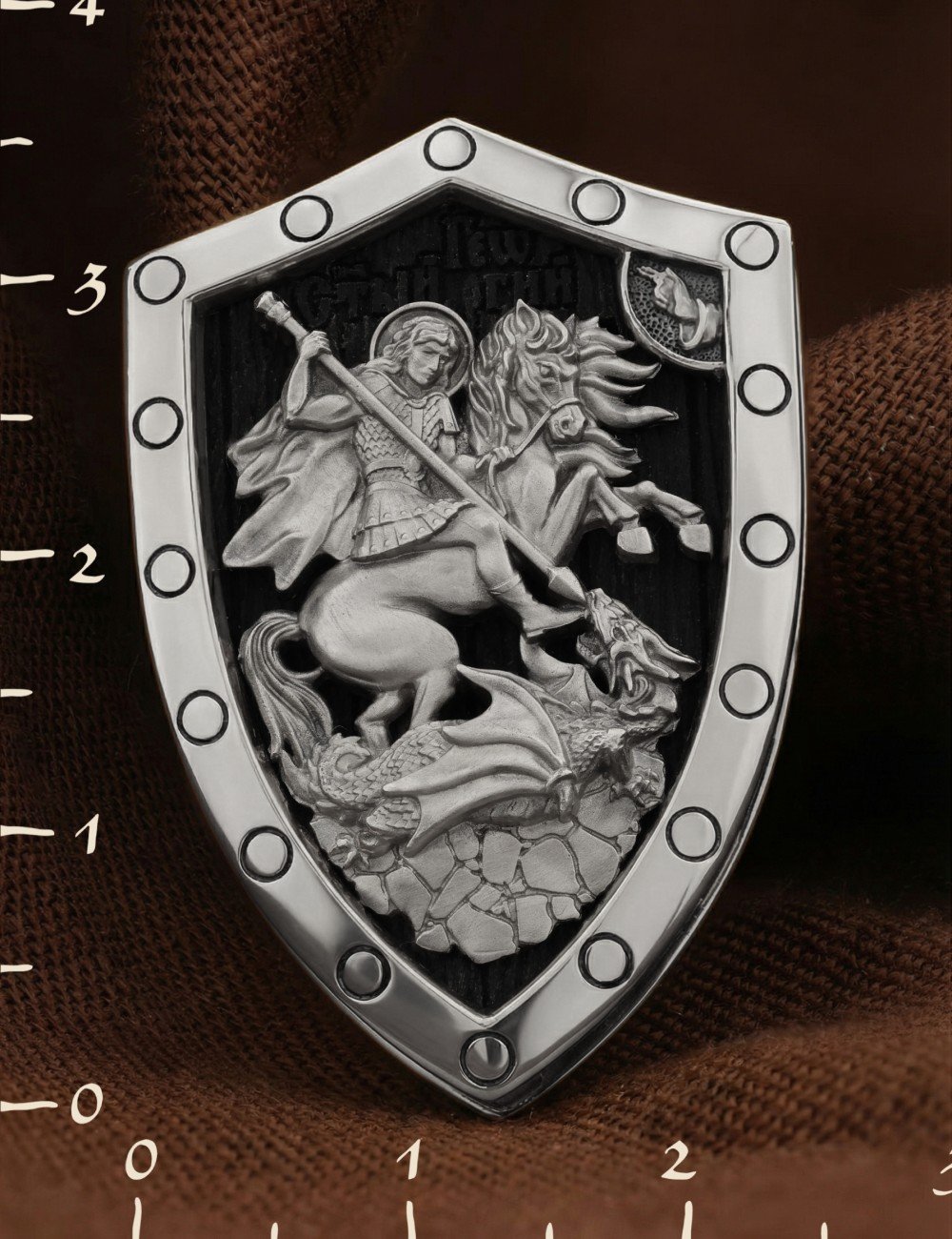 Образок из белого золота c эбеновым деревом