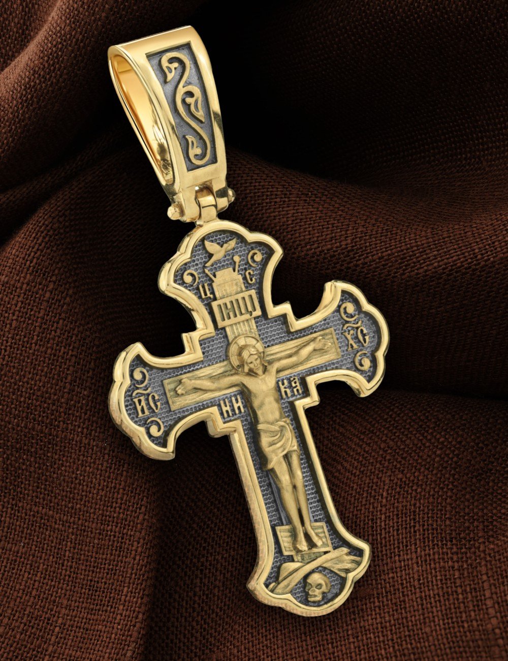 Крест из лимонного золота