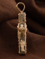 Крест из золота