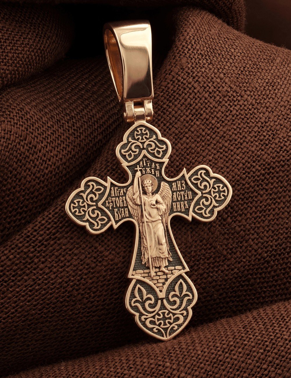 Крест из золота