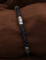 Браслет из белого золота c кожаным шнурком