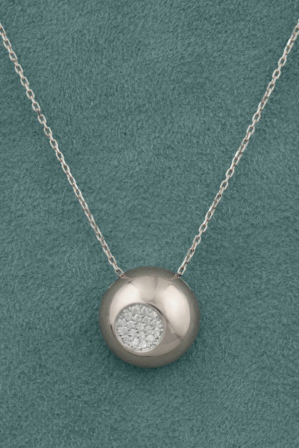 Колье из белого золота c бриллиантами