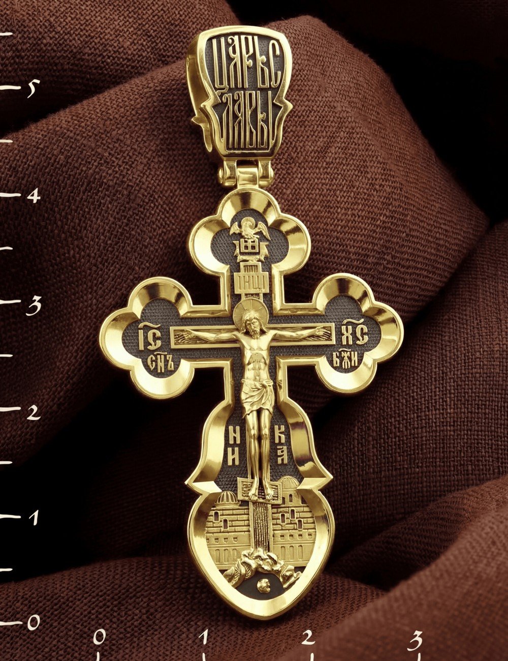 Крест из лимонного золота