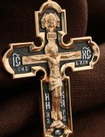 Крест из золота