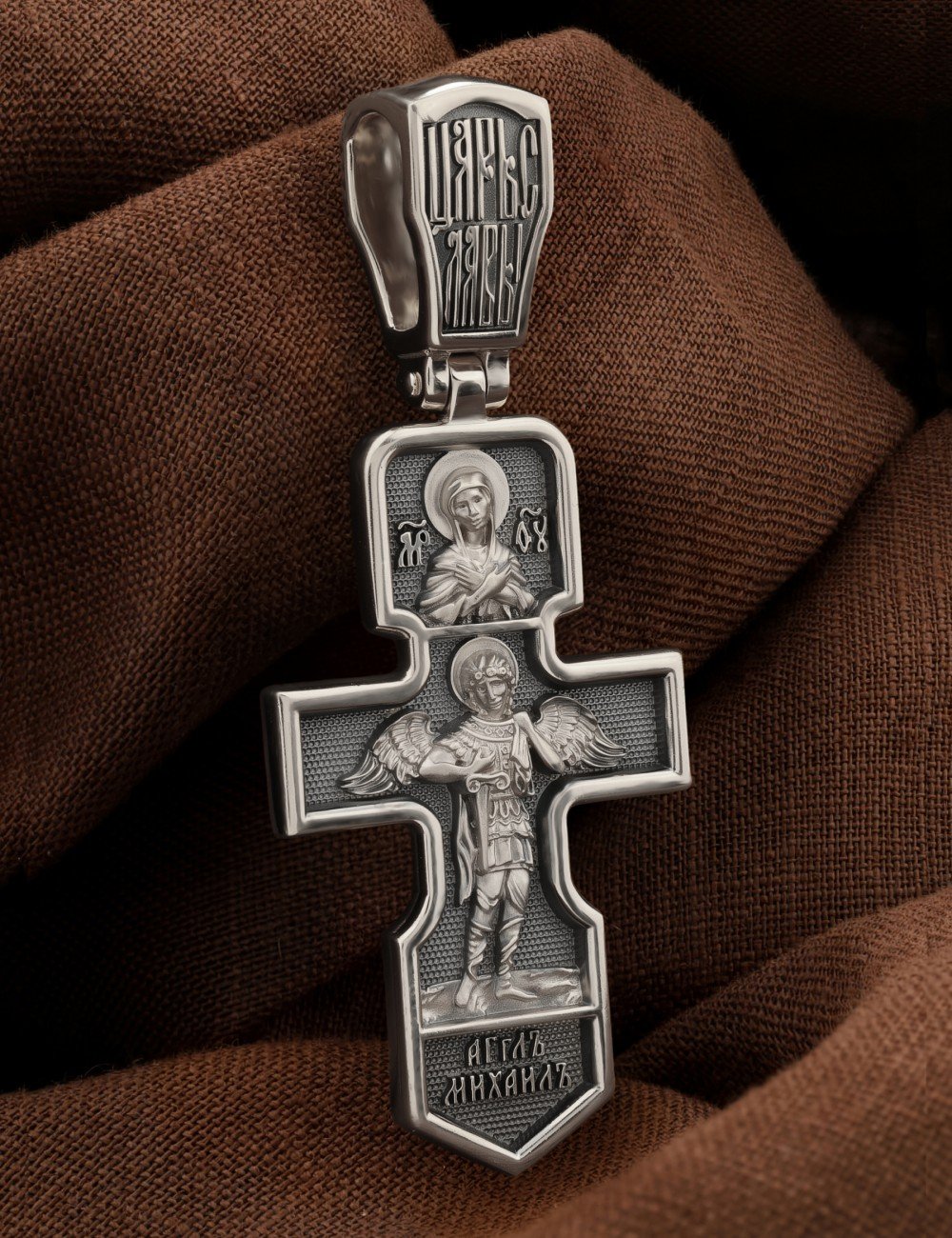 Крест из белого золота