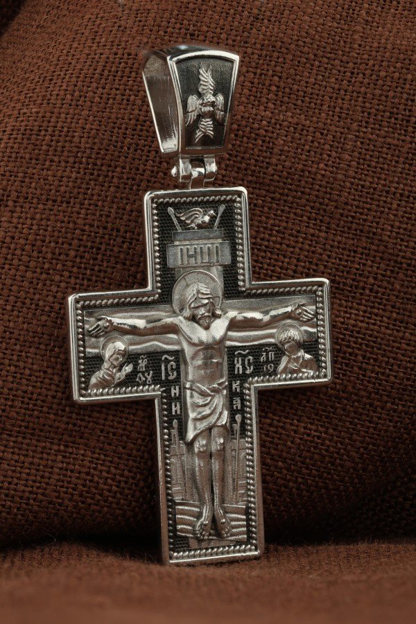 Крест из белого золота