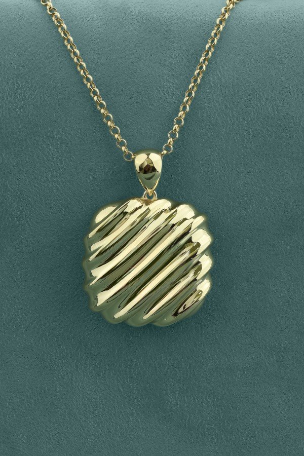 Подвеска из лимонного золота