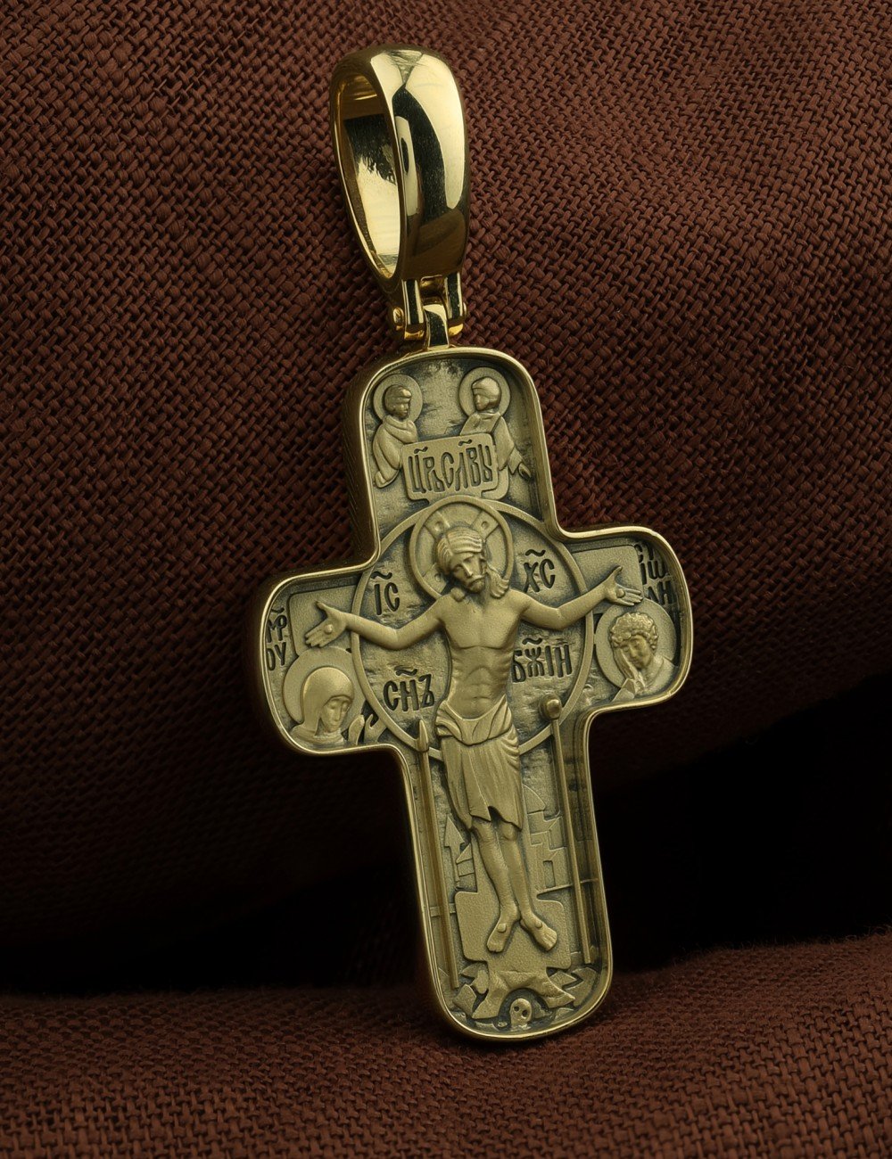 Крест из зелёного золота