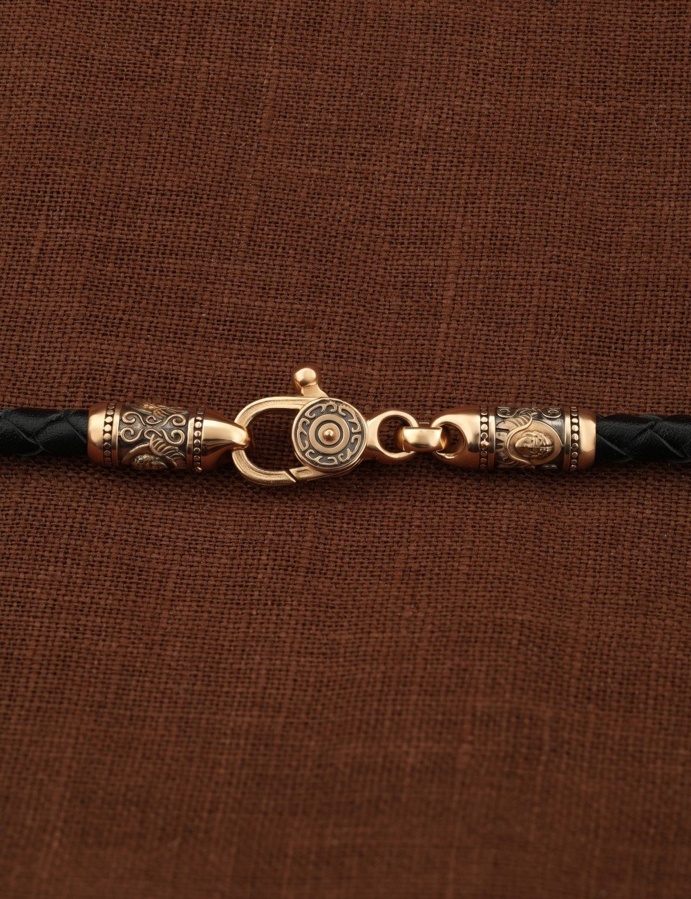 Гайтан из золота c кожаным шнурком