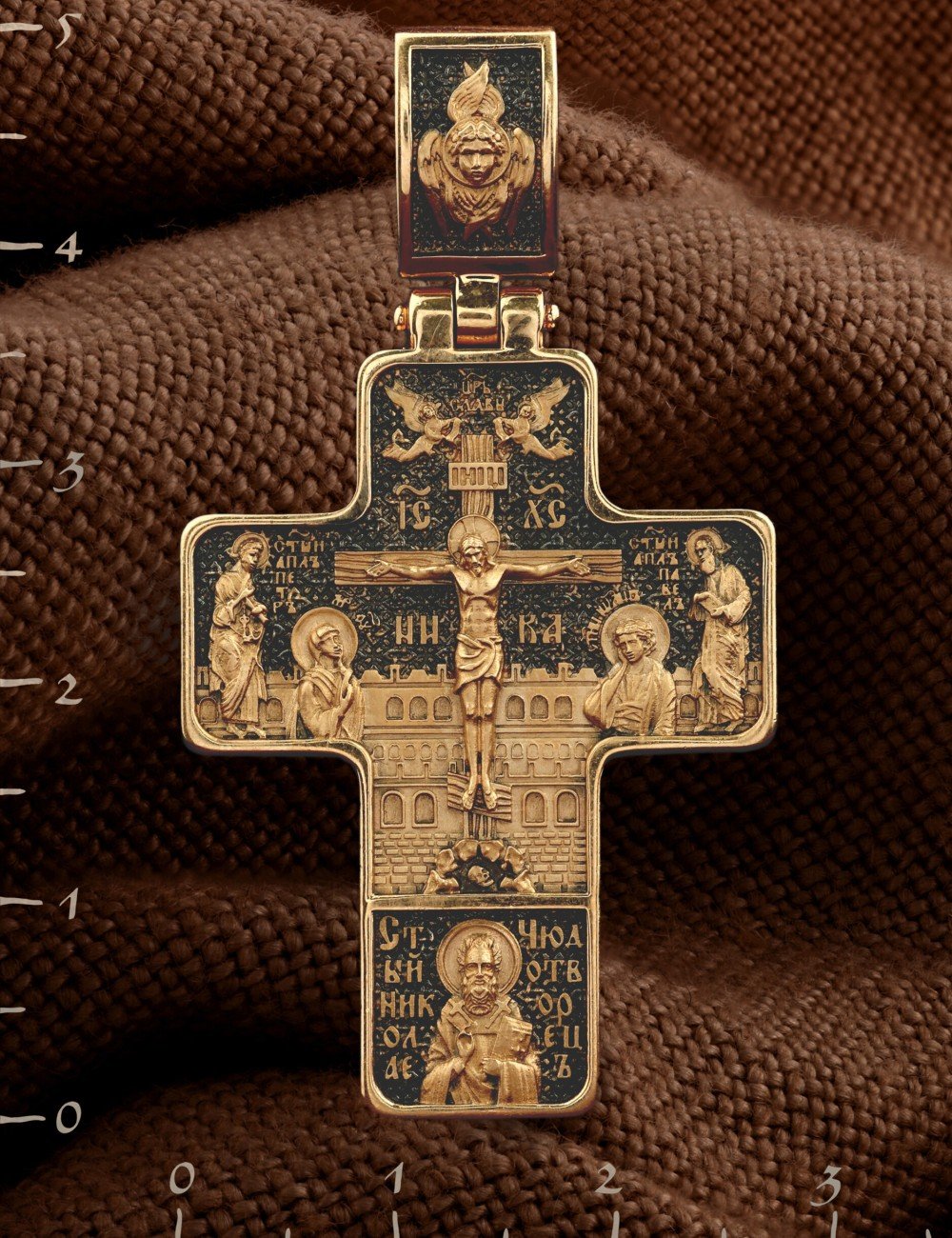 Крест из золота