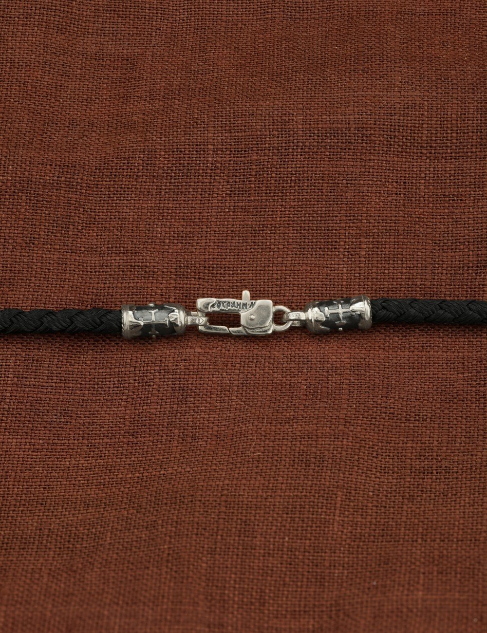 Шнурок шёлковый из белого золота c шёлковым шнурком