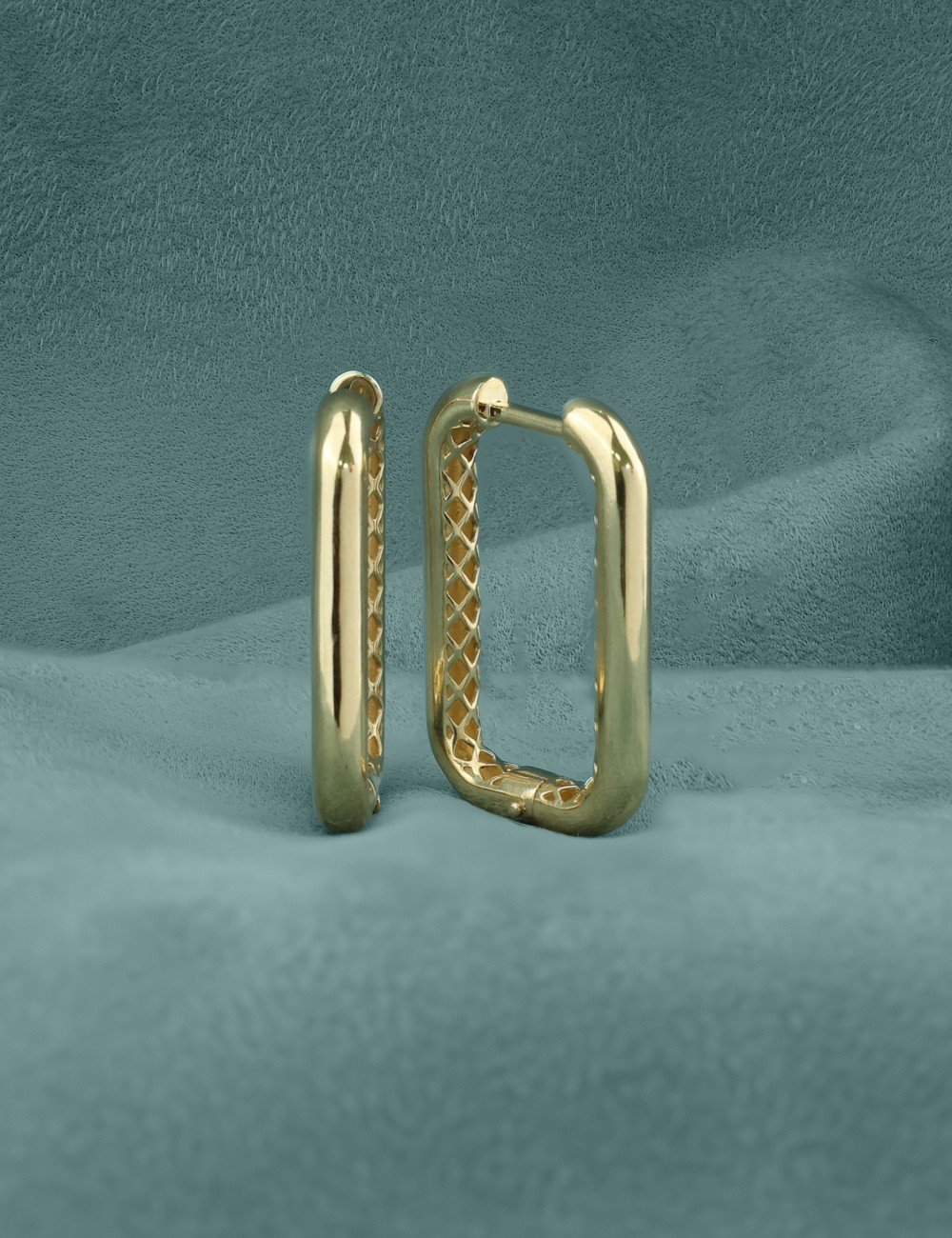 Серьги из лимонного золота