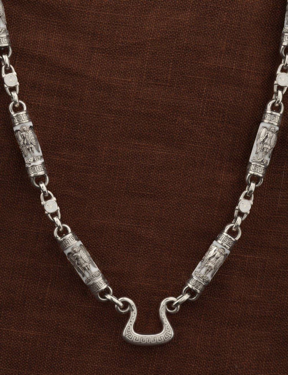 Цепь из белого золота c эмалью и бивнем мамонта