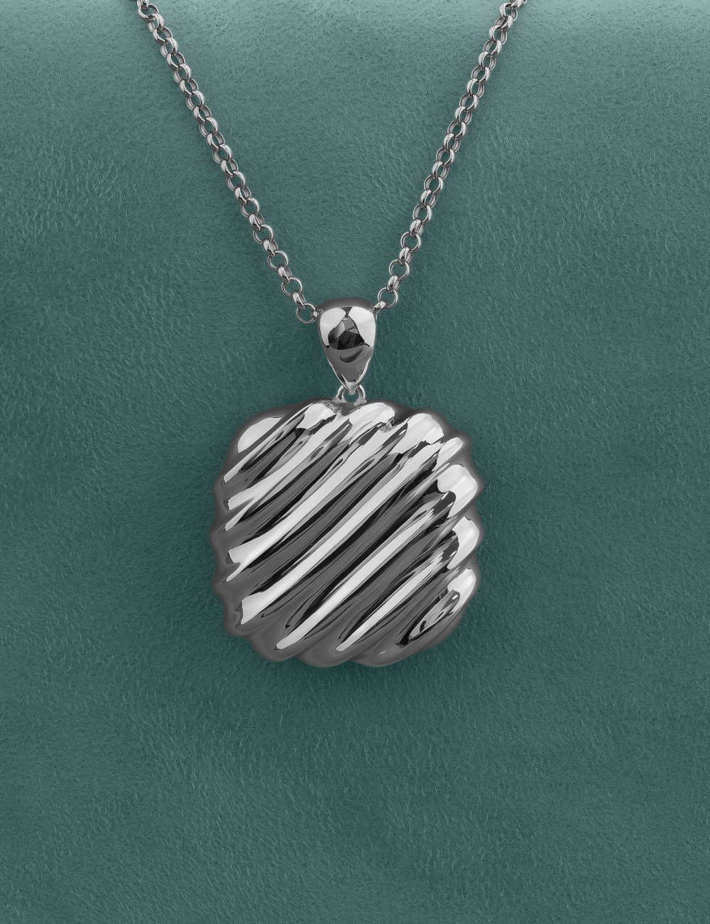 Подвеска из белого золота