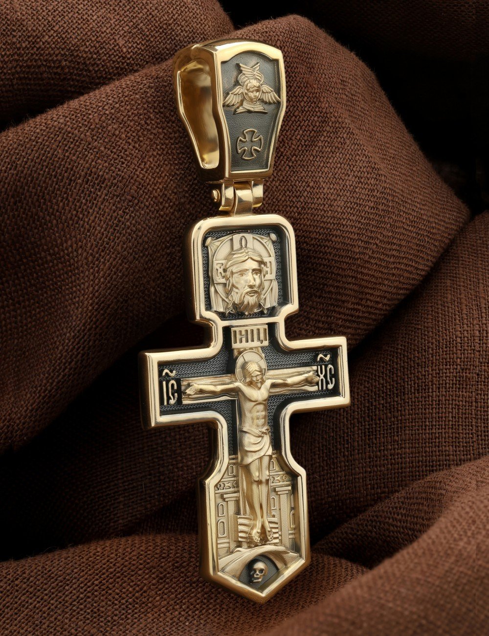 Крест из лимонного золота