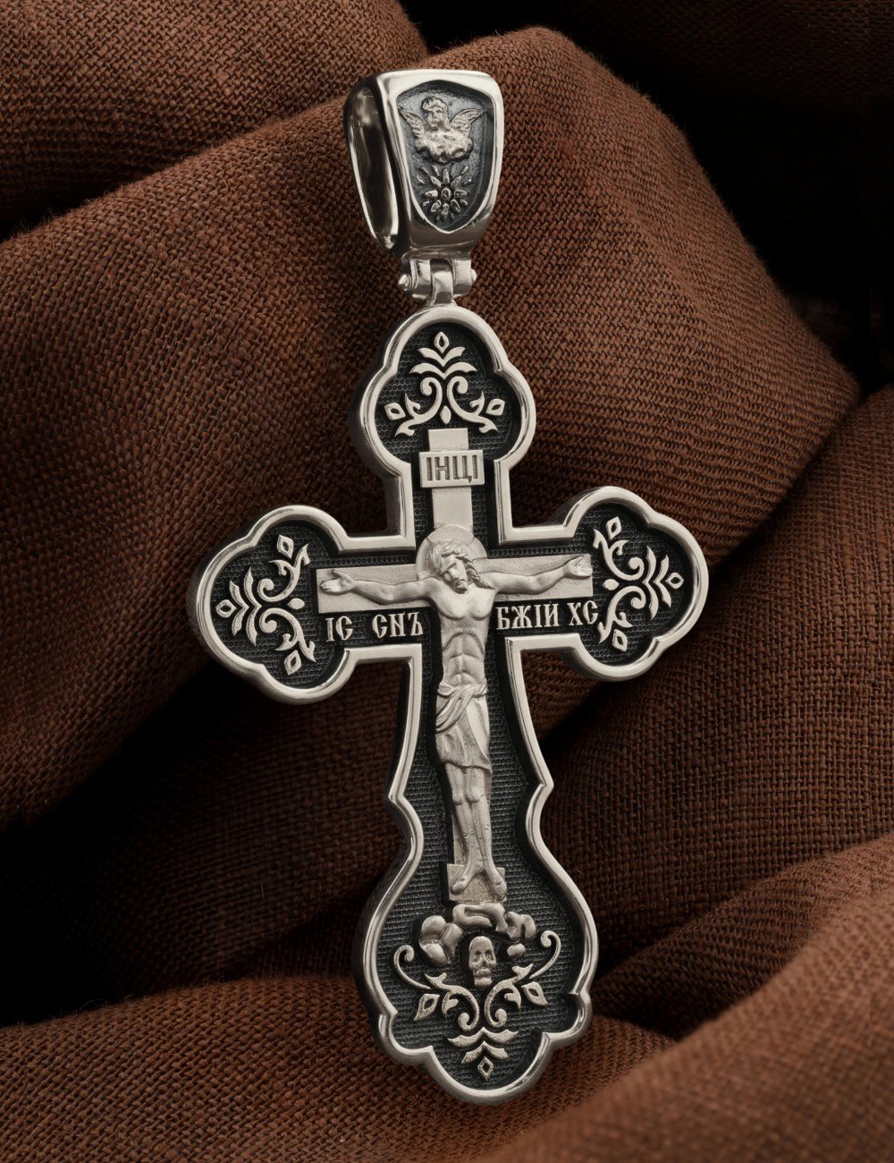 Крест из белого золота