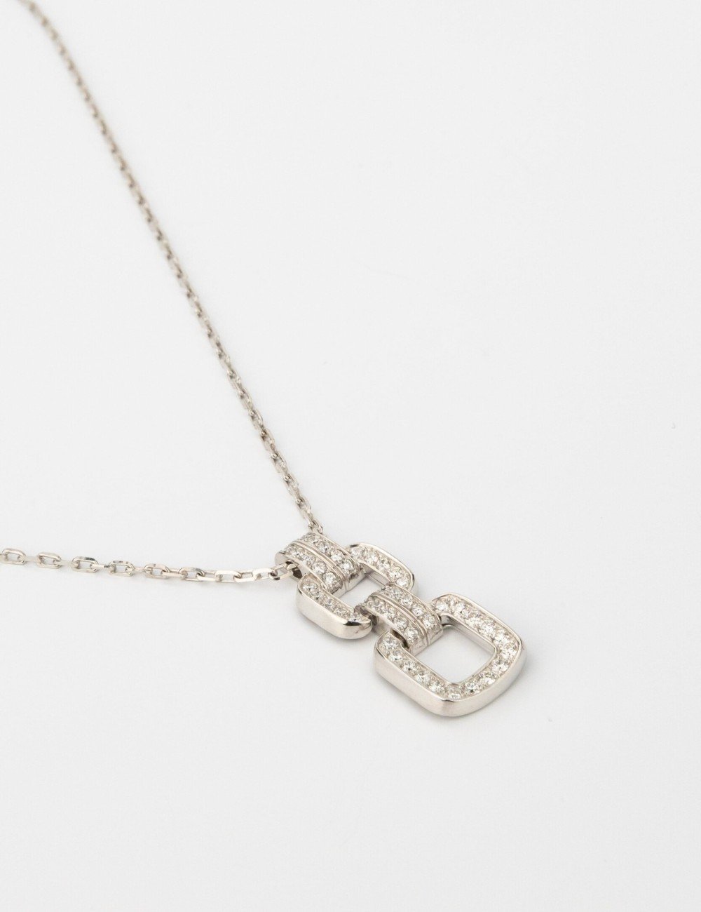 Колье из белого золота c бриллиантами